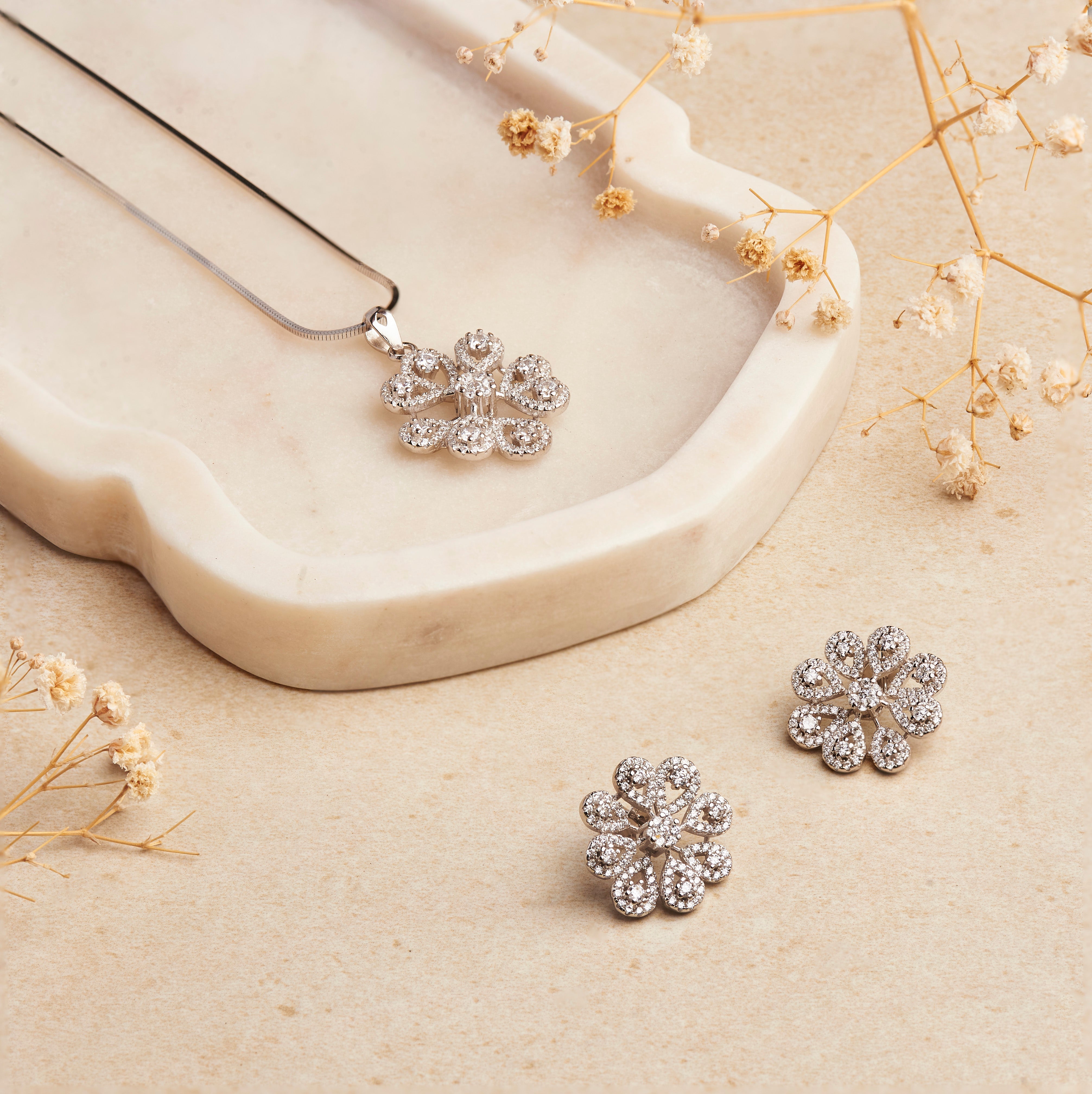Silver Zircon Snowflake Necklace Set