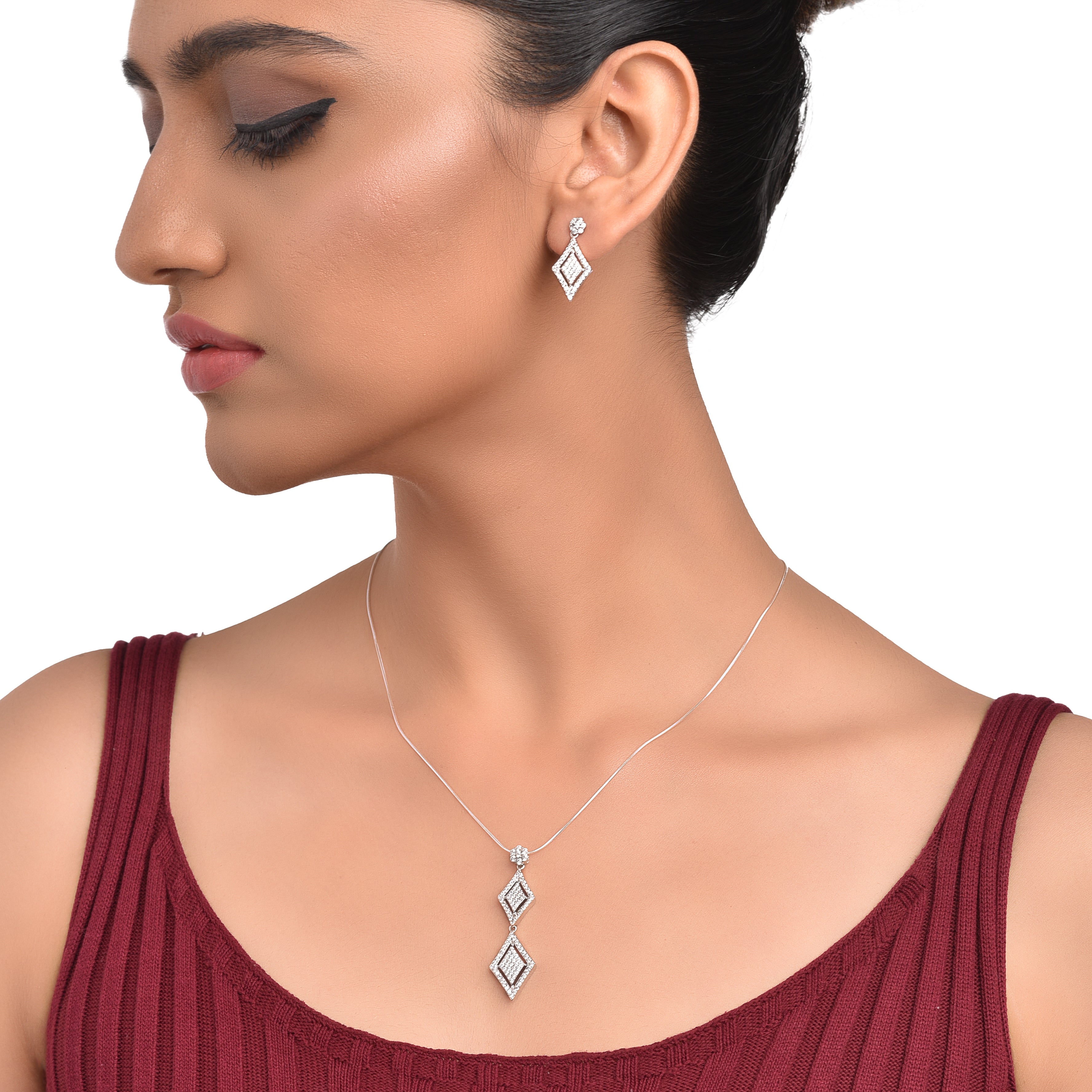 Diamond Danglers Necklace Set