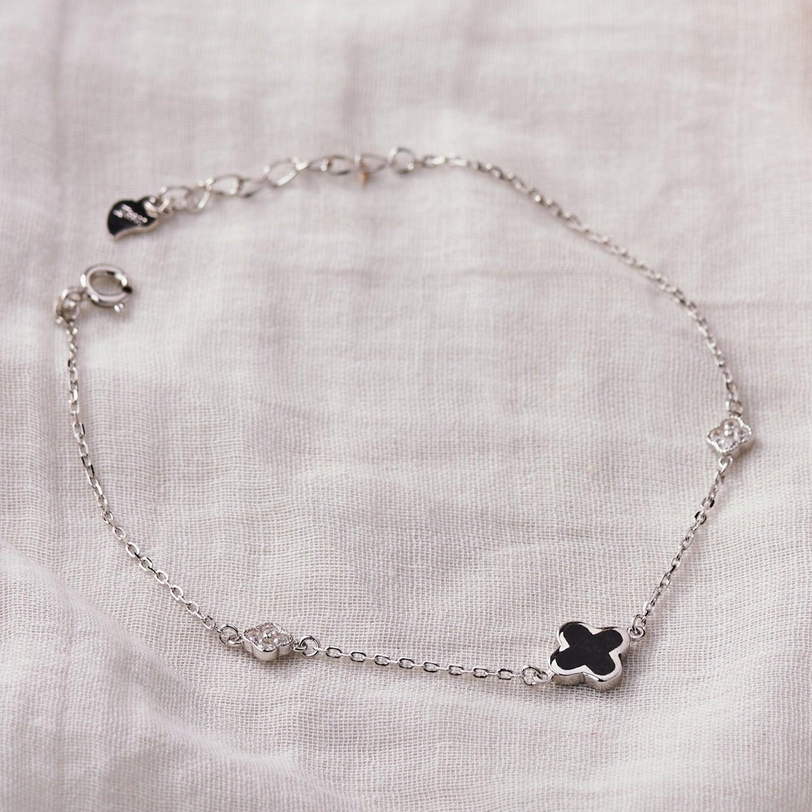 Silver Black Four Clove Bracelet Dhanaza