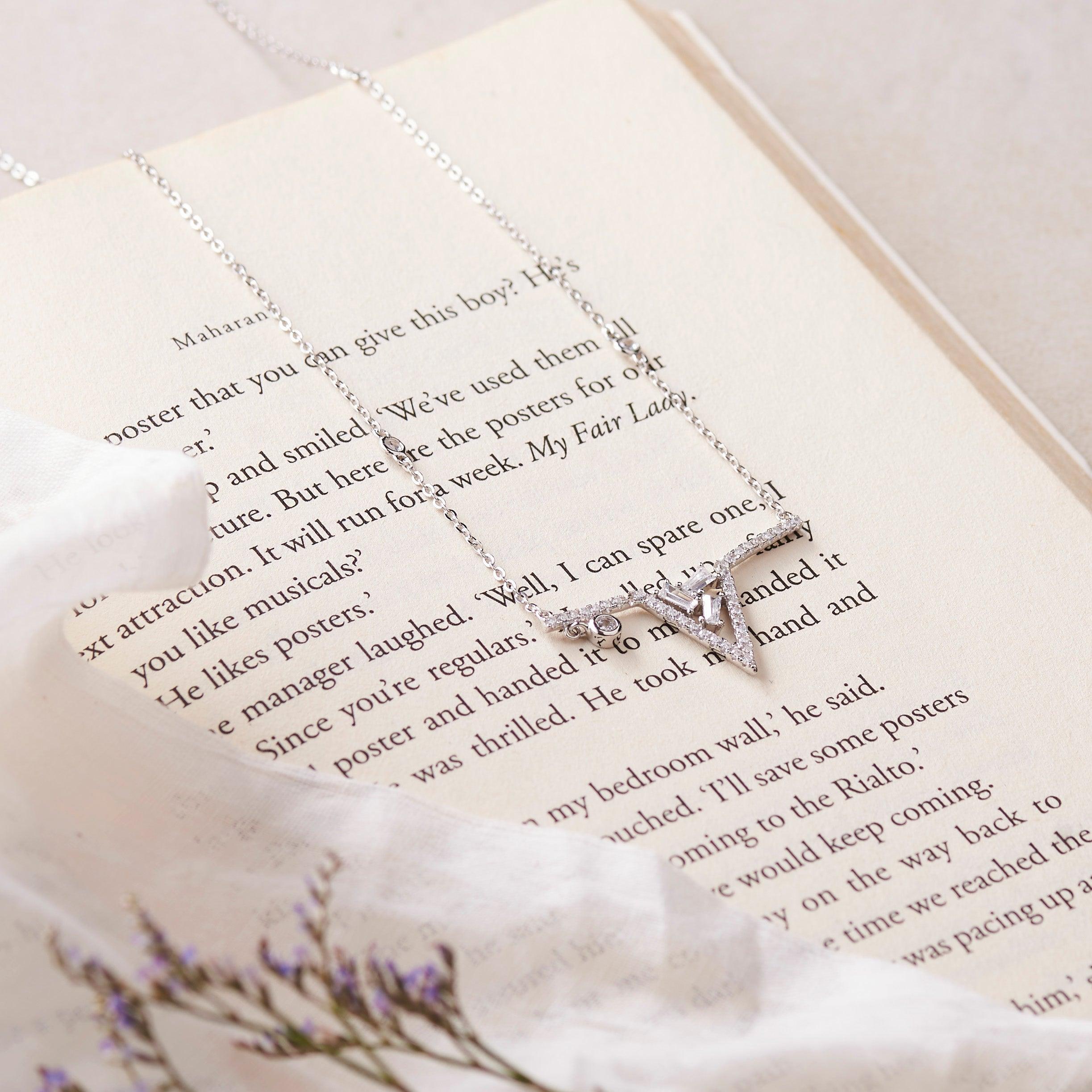 Silver Zircon Trench Necklace Dhanaza